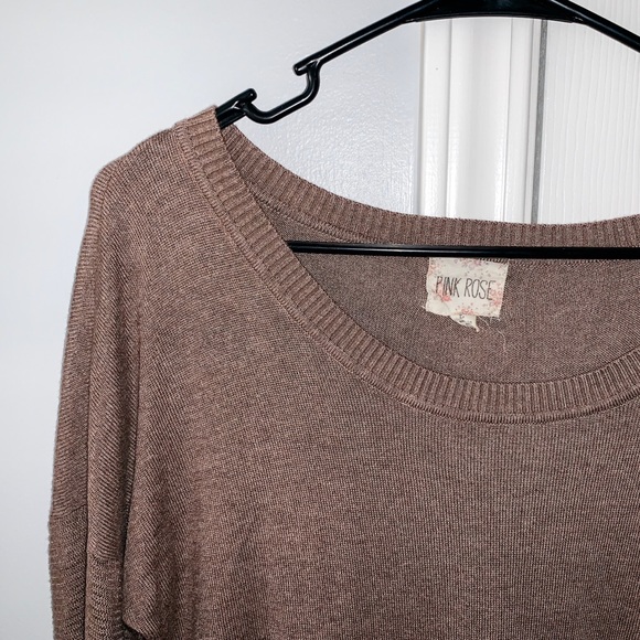 Long sleeve top - Picture 2 of 3